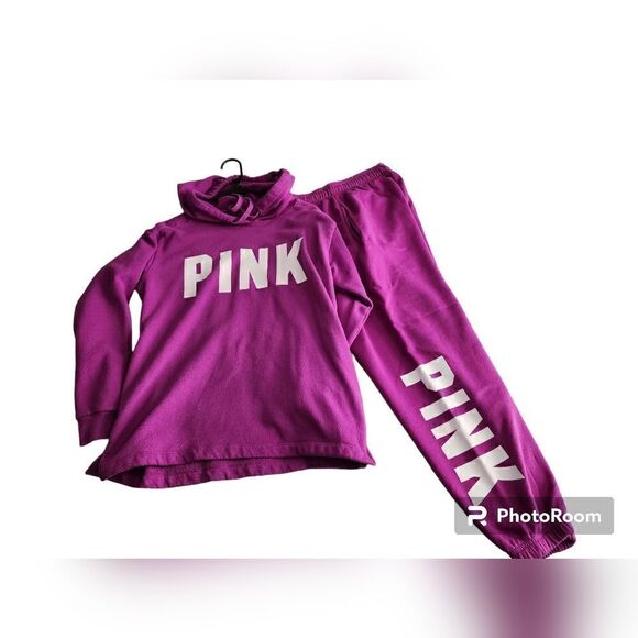 Victoria's Secret Pink sweat Set - Picture 2 of 9